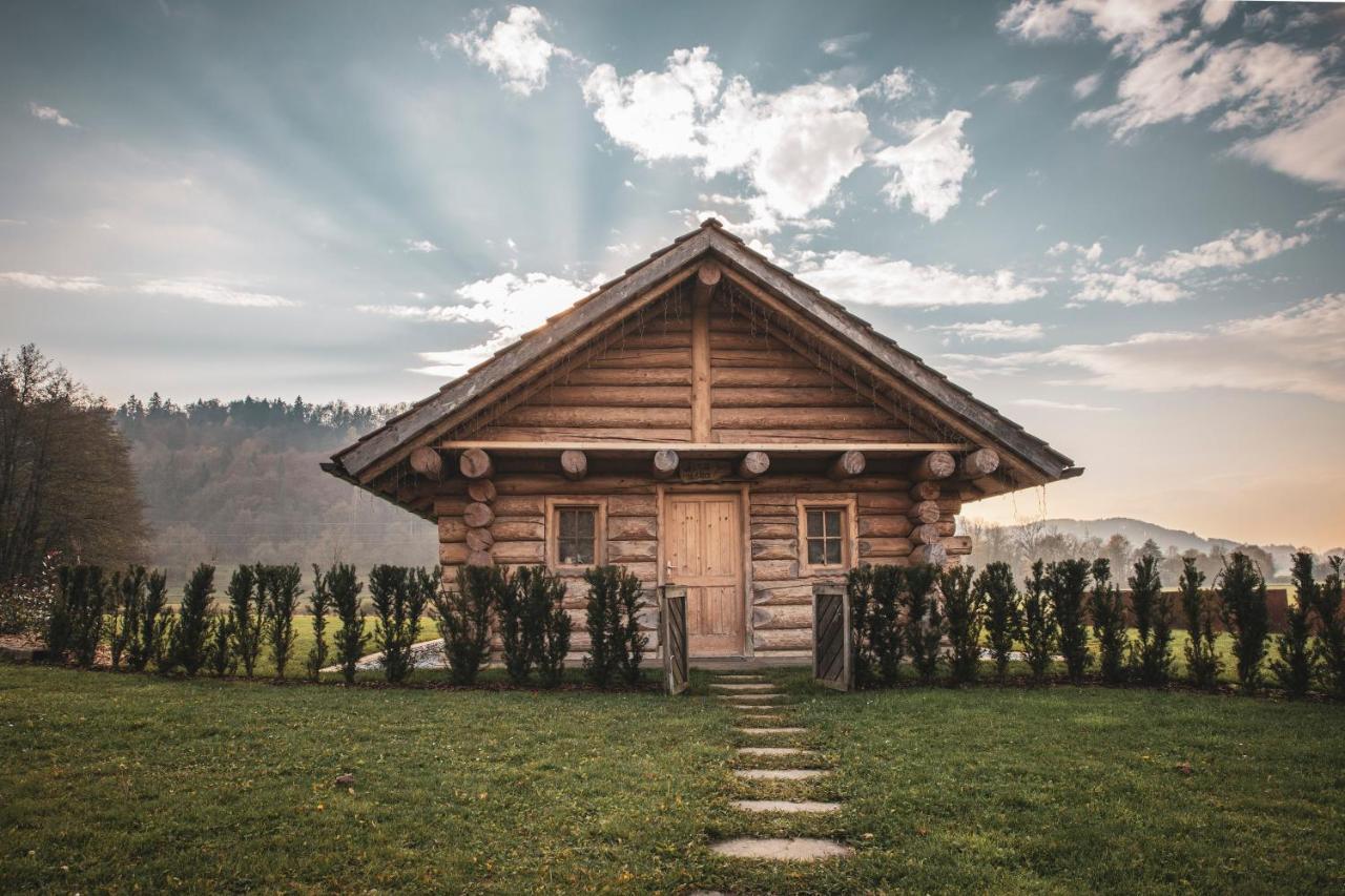 Hiska Ulala Villa Dob Ngoại thất bức ảnh